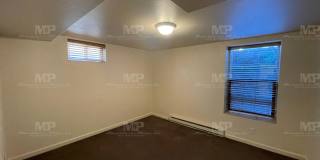 611 1/2 S Grant Avenue Gallery 3