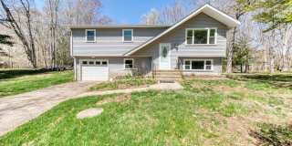 371 Warrenville Road Gallery 1