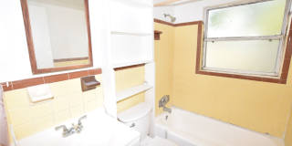 2 Bedroom 1Bath Duplex For Rent at 104 W Lancaster Road Orlando, FL 32824 Gallery 16