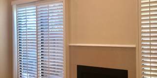 Beautiful and spacious multilevel townhouse in model home condition Gallery 3