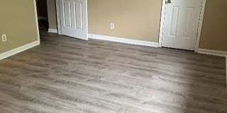 Room in 2 Bedroom Home at Patterson Cir Gallery 1
