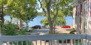 Lovely Waterfront Condo Davidson Gallery 1