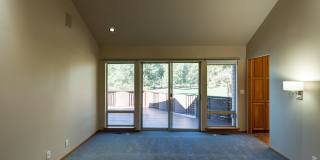 2759 NW CHAMPION CIRCLE, BEND, OR 97703 – AWBREY GLEN Gallery 25