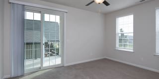 Crest at Burkitt Ridge Apartments and Townhomes Gallery 17