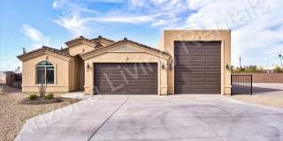 RV GARAGE HOME Gallery 1