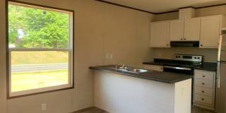 3-Bedroom 2-bath single wide Gallery 1