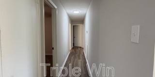33 Single Oaks Gallery 13