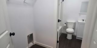 E. 38th Avenue Duplex's Gallery 12