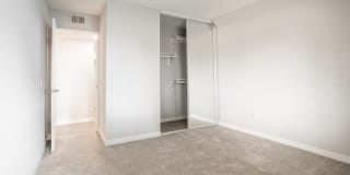 Huntington Continental Gallery 11