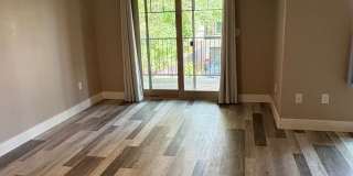 Central Point - Refined Townhouse with Dual Primary Suites Gallery 13