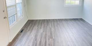 5024 Delaware Dr Gallery 1
