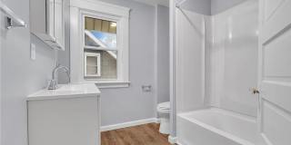 Three Bedroom One Bath House in Lorain Gallery 13
