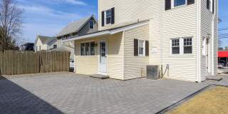 109 E River Road Gallery 27