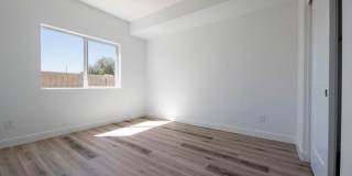 1457 E Taylor Street Gallery 2