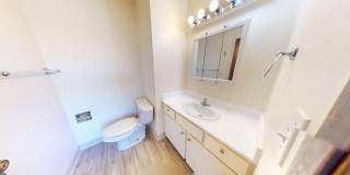 LIVE CLOSE TO CARKEEK PARK! Gallery 27