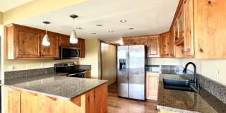 2bd/2ba Kirkland Condo Gallery 11