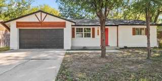 Beautiful Renovated 3 Bedroom Ready Late May Gallery 1