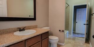 Lake Forest Gallery 18