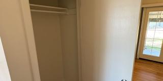 Newly Updated - Spacious 5 Bed 2 Bath Home Gallery 14
