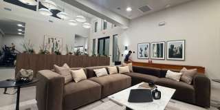 Charming 2BR  2 Full Bath 2 Covered Car Garage Condo in Phoenix near TSMC plant Gallery 11
