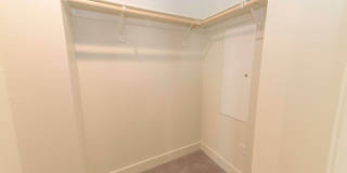 Upscale 2-BR Dual-Suite Condo in Downtown San Jose Gallery 16