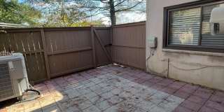 11225 AVALANCHE WAY #B 1 6 Gallery 23