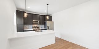 Room in 3 Bedroom Home at Princeton Ave Gallery 5