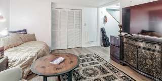 FRISCO ! Furnished! 1 pet negotiable!  An Artist's retreat! Must see. Gallery 13