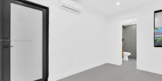 3040 NW 93rd St Gallery 4