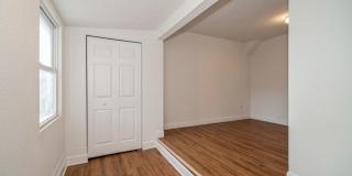 2154 Henry St Ne Gallery 15