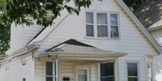 938 W Edwards Springfield, IL Gallery 27