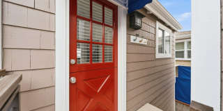 Balboa Island Coastal Charm Retreat Gallery 7