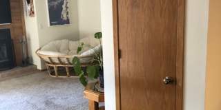Furnished or Unfurnished One Bedroom / One Bath Apartment in Central Boulder Gallery 9