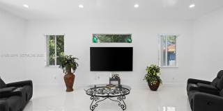 2962 NW 10th Ct Gallery 23