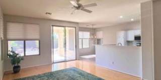 Apply Here www.realty480pm.appfolio.com/listings Gallery 8