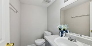 The Leonne Apartments Gallery 25