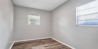 Large 3bdrm/2bath Home with garage & carport ** Lots of room** $2200.00** Gallery 14
