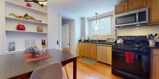 282 Washington St Gallery 3