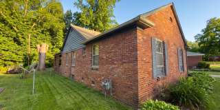 For Lease – Charming Brick Home in Historic Neighborhood Gallery 10