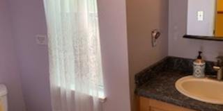 4 Bedroom 2.5 Bath  with loft ,office, and sauna Gallery 10