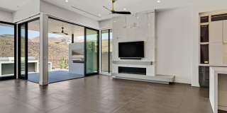 692 Scenic Cliff Drive Gallery 18