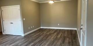 2176 Prospector Ct. Bldg 32 Gallery 7