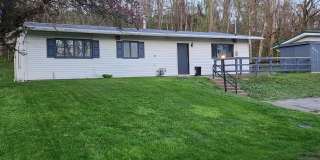 Finleyville 3 Bedroom 1.5 Bath Single Family Ranch Home Gallery 1