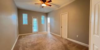 3 Bedroom Townhouse in Boone School Area Gallery 14