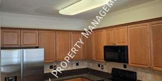 HALF OFF APRIL!  Beautiful One-Level Downstairs Condo in Prime Hamilton Place Location Gallery 17