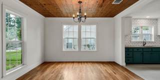 Beautifully Updated 2/2 Cottage - Available now! Gallery 6
