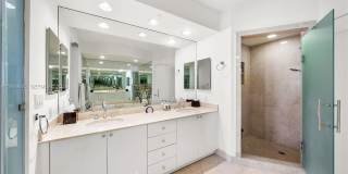 781 Crandon Blvd Gallery 25