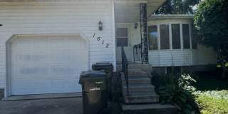2 Bedroom 1.5 Bath Condo Gallery 1