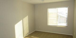 Nice 3 bedroom with pool and three car garage! Gallery 12