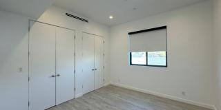Five Bedroom/Four Bathroom Luxury House in Koreatown Gallery 19